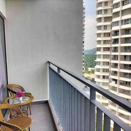 Hani Homestay Wifi Netflix Secure Parking Klia Usim Inti Aeon Mall Nilai Bagian luar foto