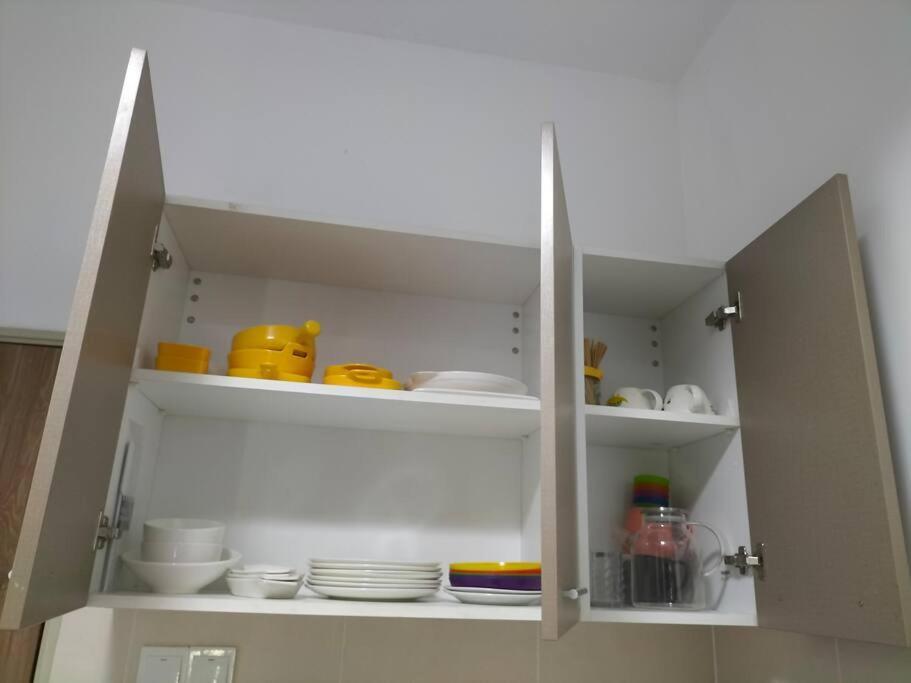 Hani Homestay Wifi Netflix Secure Parking Klia Usim Inti Aeon Mall Nilai Bagian luar foto