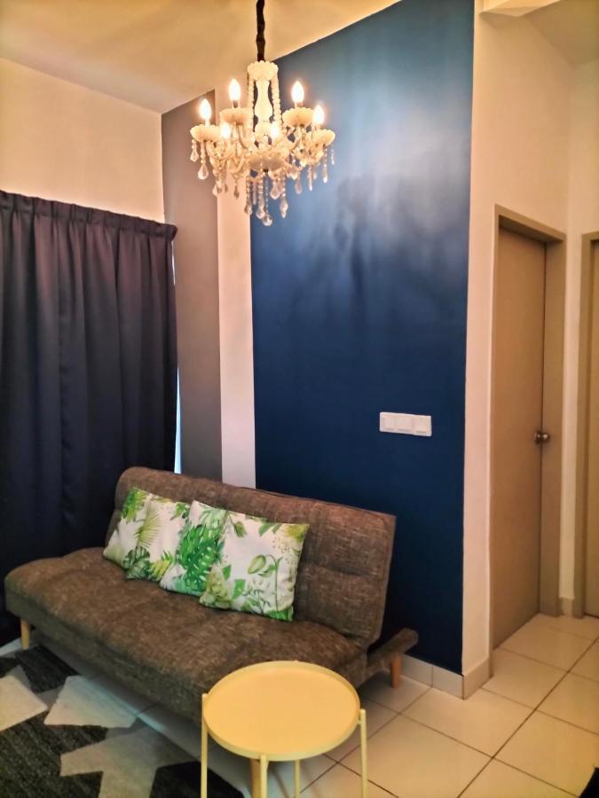 Hani Homestay Wifi Netflix Secure Parking Klia Usim Inti Aeon Mall Nilai Bagian luar foto