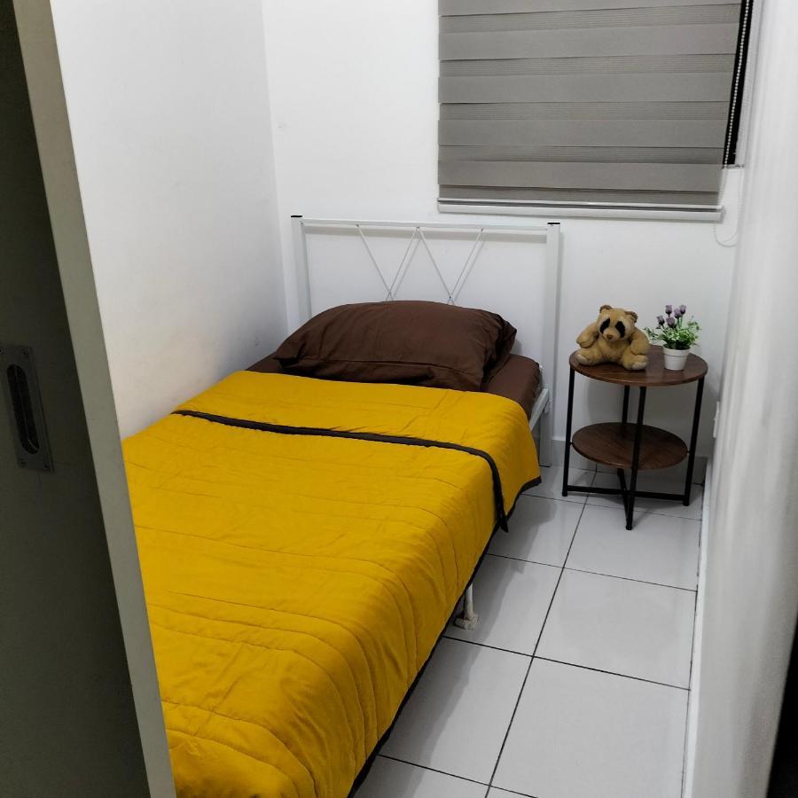 Hani Homestay Wifi Netflix Secure Parking Klia Usim Inti Aeon Mall Nilai Bagian luar foto